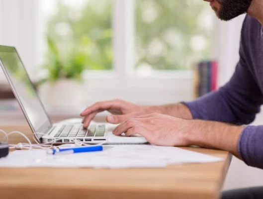 Ολόκληρη η πρόταση της ΓΣΕΕ για τη ρύθμιση της τηλεργασίας