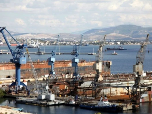 Να διασφαλιστούν οι θέσεις εργασίας στα Ναυπηγεία Σκαραμαγκά - Δίκαιος ο αγώνας των εργαζομένων