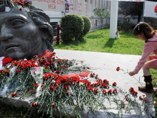  ΤΟ ΠΟΛΥΤΕΧΝΕΙΟ ΕΙΝΑΙ ΧΩΡΟΣ ΥΨΙΣΤΗΣ ΑΝΤΙΔΙΚΤΑΤΟΡΙΚΗΣ ΠΡΑΞΗΣ