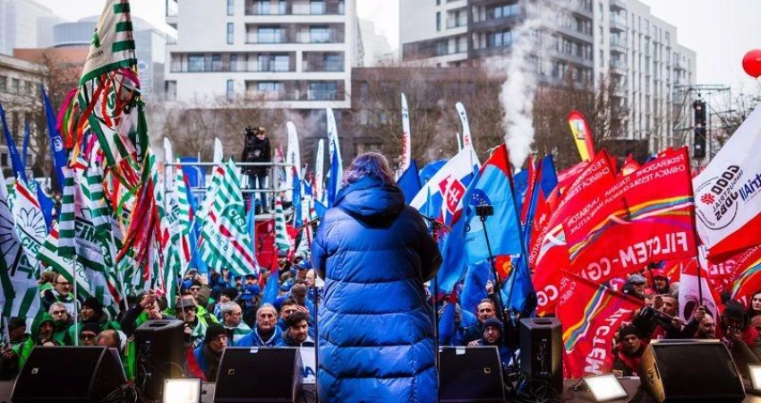 Συμμετοχή της ΓΣΕΕ στο συλλαλητήριο στις Βρυξέλλες για διασφάλιση ποιοτικών θέσεων εργασίας - Συμφωνία για την Καθαρή Βιομηχανία