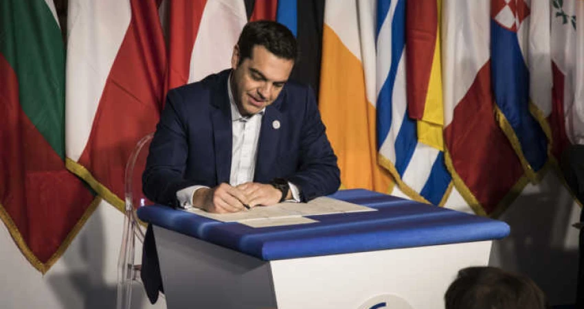 ΕΠΙΧΕΙΡΗΣΗ ΣΥΝΕΝΟΧΗΣ ΚΑΙ ΜΕΤΑΘΕΣΗΣ ΕΥΘΥΝΩΝ ΑΠΟ ΤΟΝ ΠΡΩΘΥΠΟΥΡΓΟ