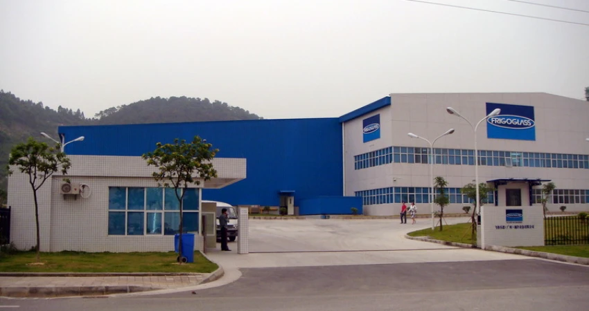 ΠΑΡΑΝΟΜΕΣ ΚΑΙ ΚΑΤΑΧΡΗΣΤΙΚΕΣ ΟΙ ΑΠΟΦΑΣΕΙΣ ΓΙΑ ΤΟΥΣ ΕΡΓΑΖΟΜΕΝΟΥΣ ΤΗΣ FRIGO-GLASS