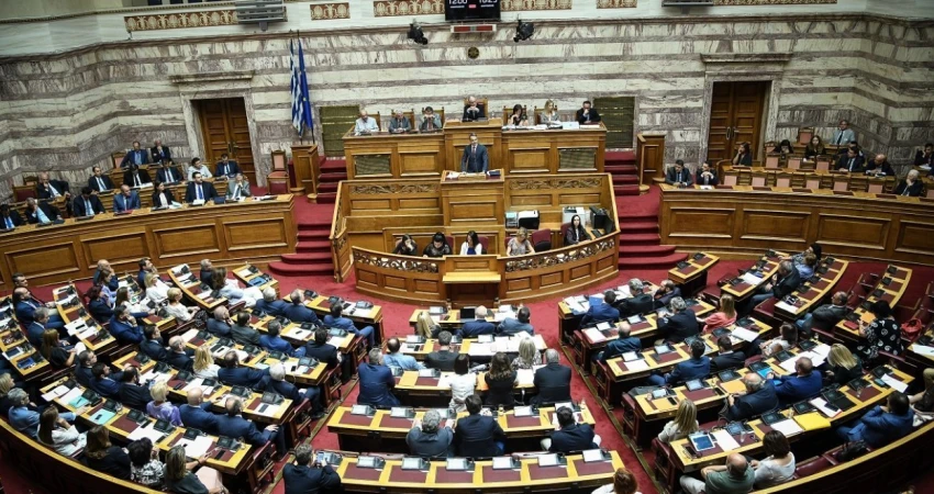 ΓΙΑ ΤΗ ΧΘΕΣΙΝΗ ΤΡΟΠΟΛΟΓΙΑ ΤΗΣ ΚΥΒΕΡΝΗΣΗΣ