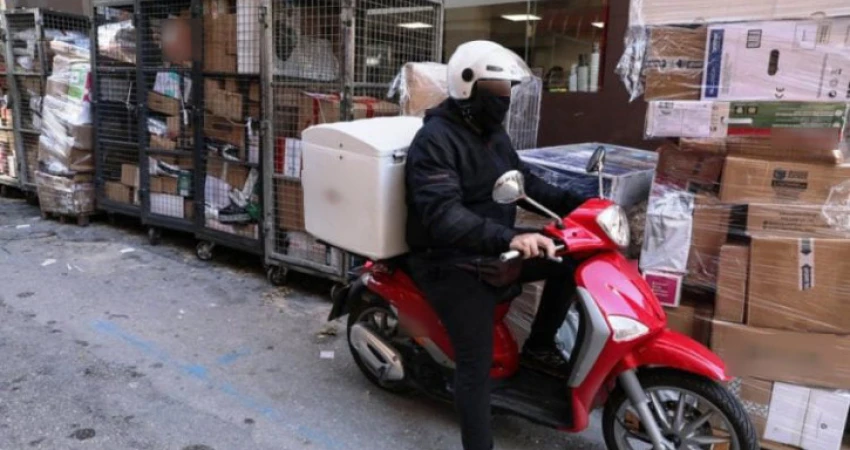 Στήριξη του αγώνα των ταχυδιανομέων Να συνεδριάσουν άμεσα τα αρμόδια τμήματα του Α.Σ.Ε και του Σ.Κ.Ε.Ε.Ε